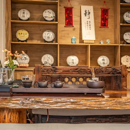Changfengdu Scholars B&B (North Gate of Lijiang Old Town)