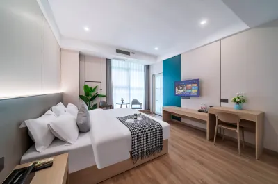 Longyue Hotel (Jiangjin District Luohuang Industrial Park Branch) Отели рядом со станцией Luohuangdong Railway Station