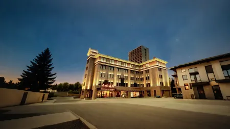 QianYueHotel Отели рядом с достопримечательностью «Khorgas National Gate Scenic Area»