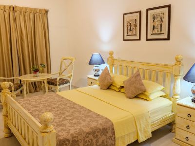 Luxury Spacious Ensuite in The Capital City