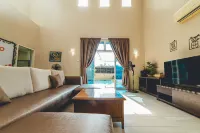 Batu Pahat Santalia Pool Villa 4BR 12pax Hotel di Yong Peng