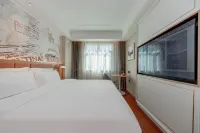 Polysheron Hotel (Shanghai Jinshan Bailian City Beach)
