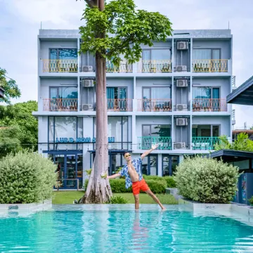 Lub d Koh Samui Chaweng Beach - Beachfront & Vibrant Social Vibe