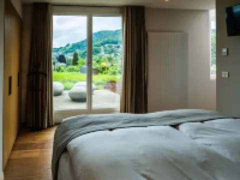 โรงแรมซีปาร์กทูน โรงแรมในธูน