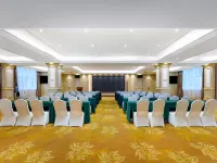 Vienna Hotel (Wanfenglin Airport Branch, Xingyi) Hotels in Xingyi