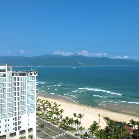 Yarra Ocean Suites Danang