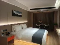 Menghai Lanbowan Hotel