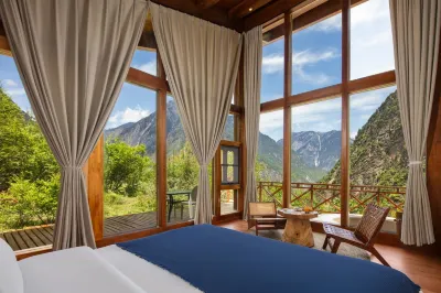 Selong Village The Hidden House Resort Hotel Hotels in Kangding