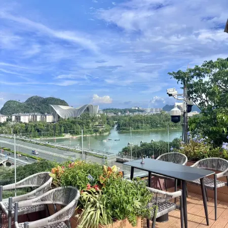 NEO ISLE Hotel (Guilin Liangjiang Sihu Xiangbishan)