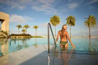 Crowne Plaza FIJI NADI BAY RESORT & SPA by IHG - Beach