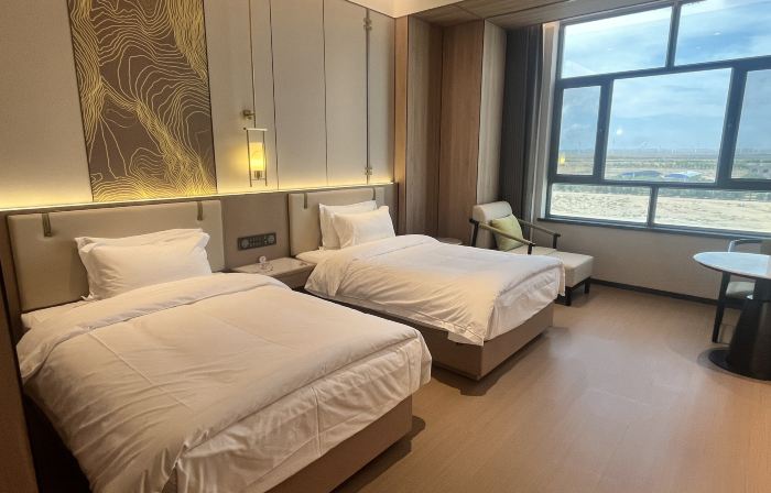 Minqin Yutong Hotel