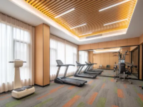 Wanshida International Hotel (Xiaogan High-speed Railway East Station) Hotels in Xiaogan