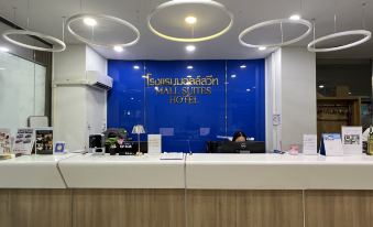 Mall Suites Hotel
