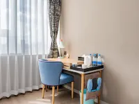 Home Inn · Neo (Ulanqab High Speed Railway Station Weibang Shiji Plaza Store)