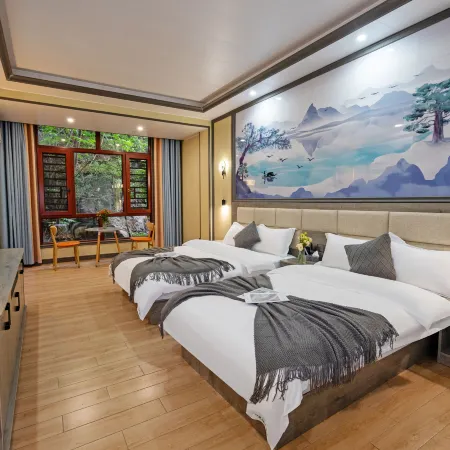 At first sight Mountain side Homestay (Huangguoshu Waterfall Scenic Area Branch)