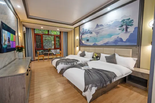 At first sight Mountain side Homestay (Huangguoshu Waterfall Scenic Area Branch)