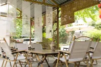 Tianshui Zhiqing Hotel (Maiji Mountain Scenic Area) Hotels near Maijishan Cave-Temple Complex