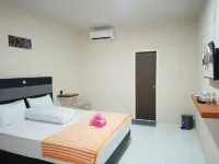 Guest House Syariah GS Taman Keluarga - Parkplatz