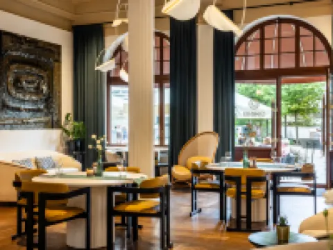 เรซิเดนท์ โรงแรม โซพอต - เอ็มแกลเลอรี คอลเลกชัน โรงแรมในโซพอต