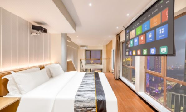 Bochen Jiamu Hotel (Rongchuang Amusement Park Shimao Avenue Subway Station Branch)