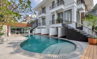 Artotel Casa Hangtuah