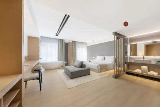 花度影院西街酒店（泉州古城店） 鄰近清源洞的酒店