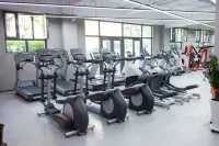 Lavande Hotel (Urumqi High-Speed Railway Station Weitai North Road)