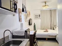 Acellyne Suites at Green 2 Residences with Netflix! Hoteles en Dasmariñas