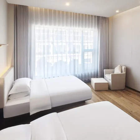 Litang Huaxi Yungu Hotel (Ririjia Village)