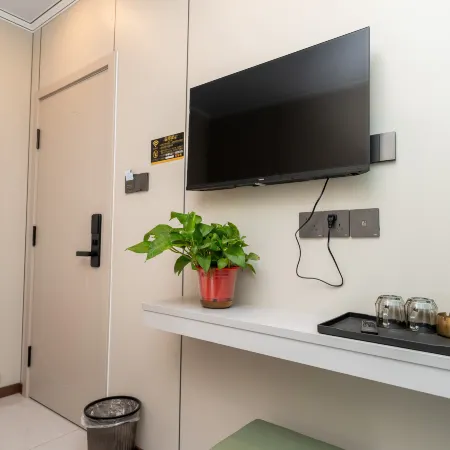 Wancheng Hotel (Xi'an Xianyang International Airport) Отели в г. Сяньян