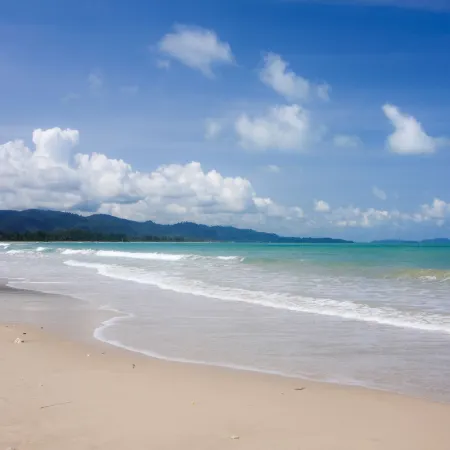 Southsea Khaolak Beach Resort Отели рядом с достопримечательностью «Коралловый мыс»