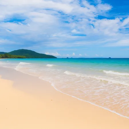 Srisuksan Klong Muang Beach