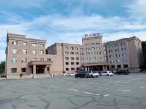 Nanshan Hotel (Tongshan Street)