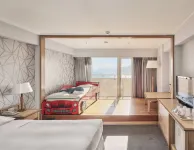 Beach Resort Green Bay Hotels near Yehliu Geopark