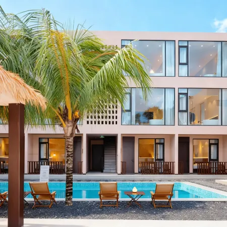 Shanqiu Villa Residence (Wanning Shimei Bay Island Tourist Road)