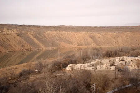 Cipo Zhongwei Holiday Homestay Отели рядом с достопримечательностью «Desert Escalator»