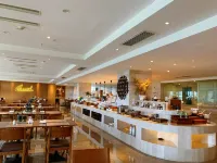 Ever Rich Hotel