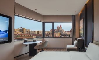 Atour Hotel Qingdao Zhanqiao Zhongshan Road