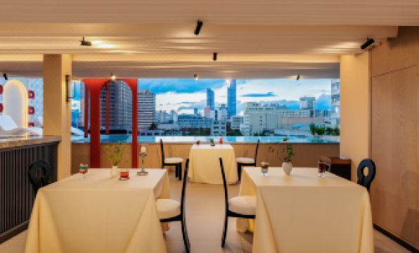 Liberty Hotel at Kunming Railway Station North Square & Huancheng South Rd Metro Station