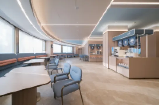 Hanting Hotel (Dehui West Station Deda Square Branch)