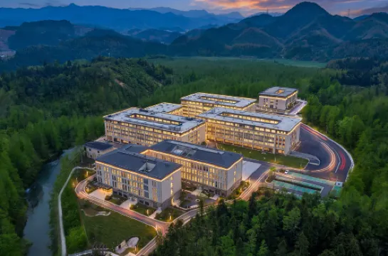 Elong Health & Wellness Community (Huangshan Qimen South Railway Station Branch)