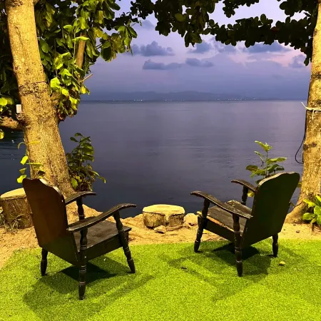 Beach Yard Hostel