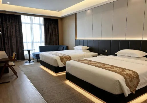 Bobai Lingli Hotel (Bobai Bus Terminal）