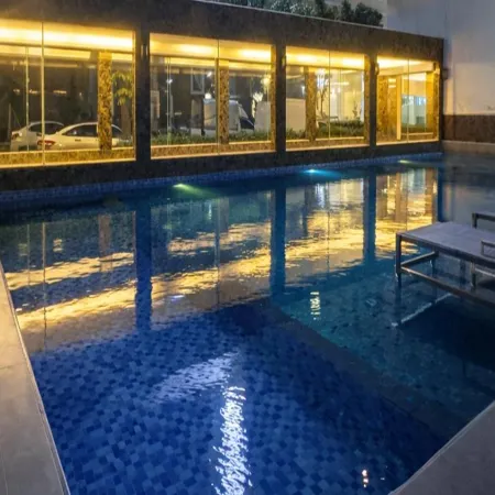 Townhouse Siam Privi Hotel Отели рядом с достопримечательностью «Диндэн»