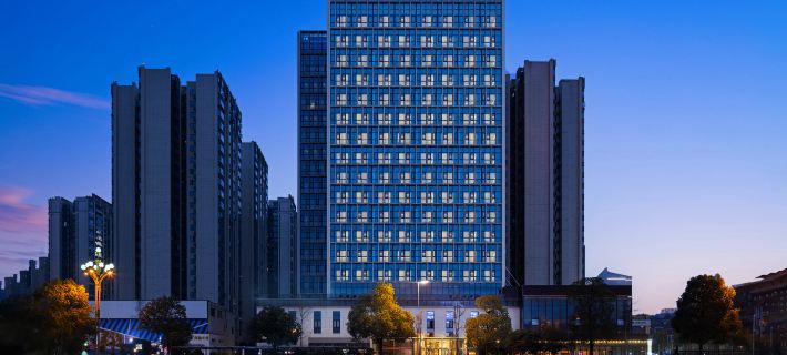 Orange Hotel (Leshan High-speed Railway Station Shihao Plaza) Hotels in Leshan
