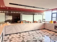 柏曼飯店（隨州客運中心站雙龍廣場店）