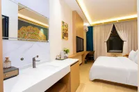 Ruili Dai Style Homestay