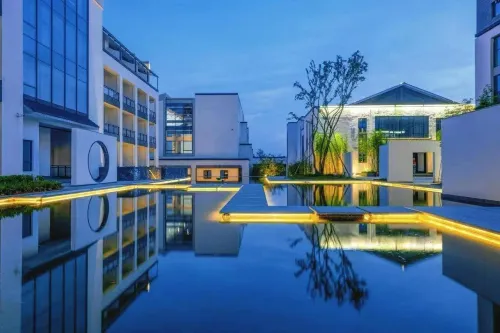 Qinghe yinju Hotel