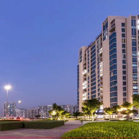 Abidos Hotel Apartment Dubai Land Отели рядом с достопримечательностью «Парк аттракционов Global Village»