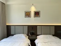 Xiangcheng Bamus Mountain Grand Hotel - Pet friendly